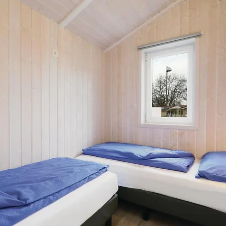 Frische Brise 31 - Dorf 3 * Priwall